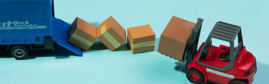 international freight risks examples